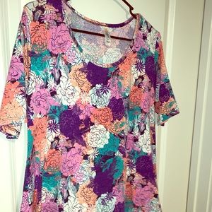 Lularoe perfect T